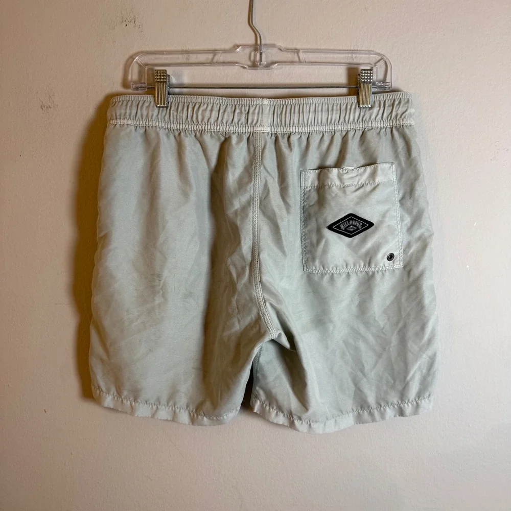 Billabong All Day Layback Board Shorts Mens Medium Light Green Swim Trunks Mesh